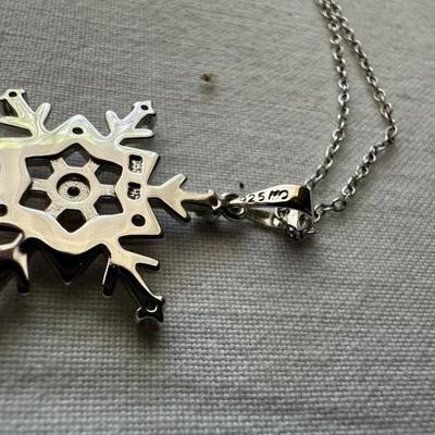 STERLING SILVER PENDANT AND CHAIN