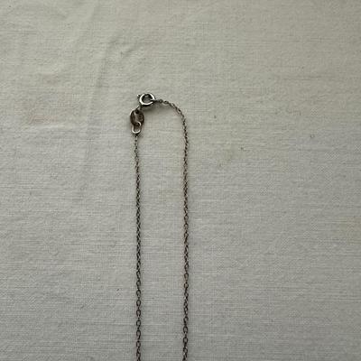 STERLING SILVER PENDANT AND CHAIN