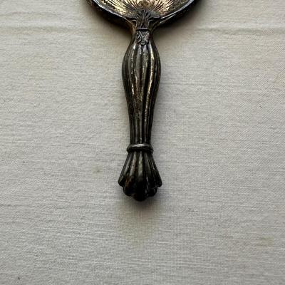 800 (80%) STERLING SILVER CHILD’S HAND MIRROR