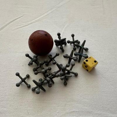 ROY ROGERS CAP GUN AND JACKS W/BALL