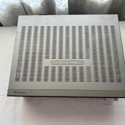 HARMON KARDON AVR140 AUDIO/VIDEO RECEIVER WITH INFINITY SUBWOOFER AND SPEAKERS