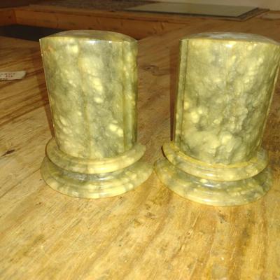 Pair of Hand Carved Italian Alabaster Bookends- Approx 5" Tall (G)