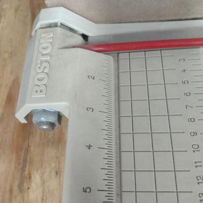 Boston Paper Cutter and Assorted Scrapbook Paper (G)