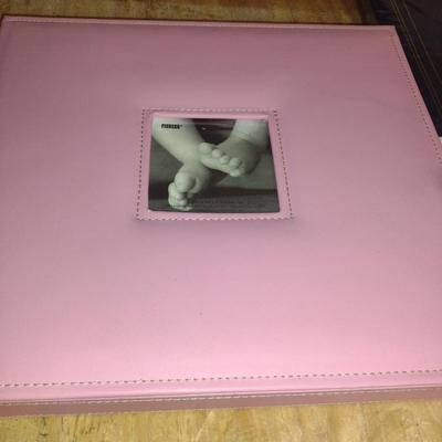 Photo/Scrapbook Albums (#4) (G)