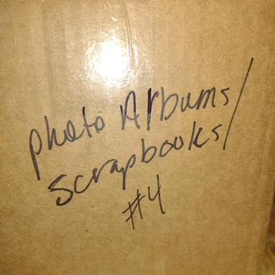 Photo/Scrapbook Albums (#4) (G)