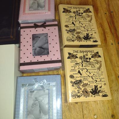 Photo/Scrapbook Albums (#4) (G)