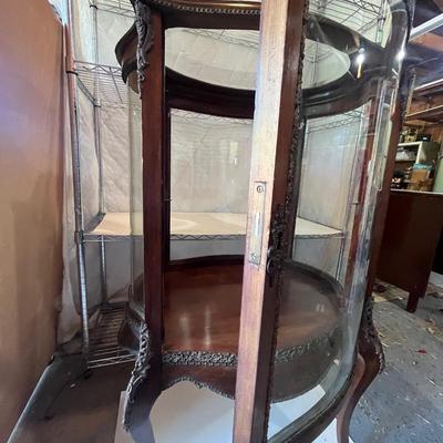 European Style Antique Curio Cabinet