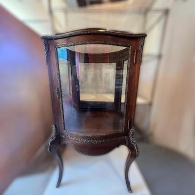European Style Antique Curio Cabinet