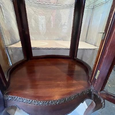 European Style Antique Curio Cabinet