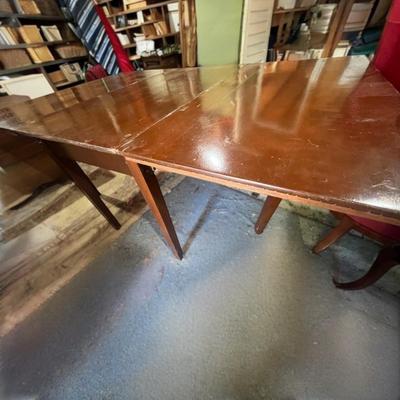 Drop Leaf Gate Leg Table