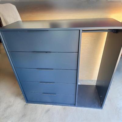 Nordmela Wardrobe Dresser