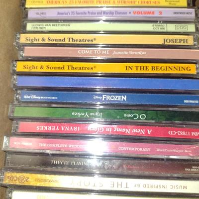 Collection of CDs and DVDs (G)