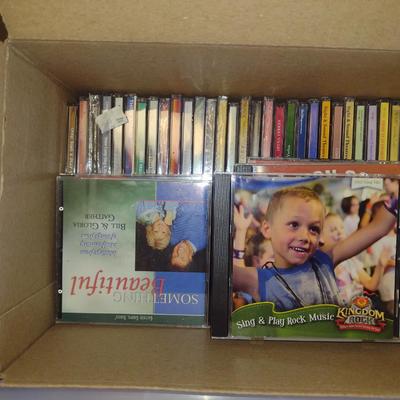 Collection of CDs and DVDs (G)