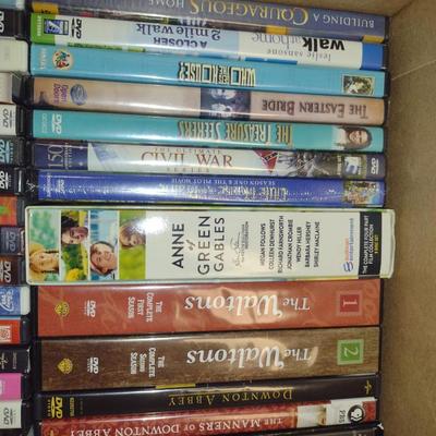 Collection of CDs and DVDs (G)