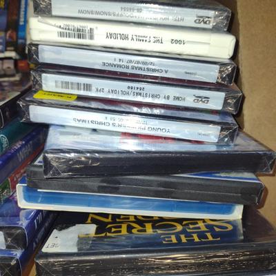 Collection of CDs and DVDs (G)