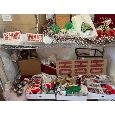 Christmas Decor Lot