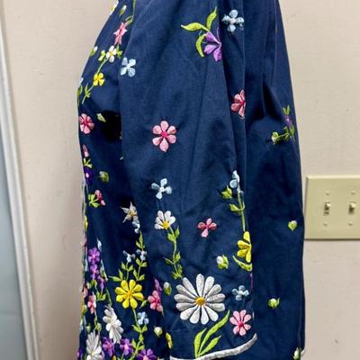 Vintage Chukie Top Blouse Embroidered flowers Navy Blue L large