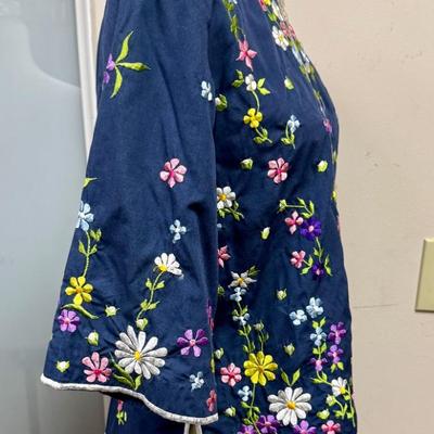 Vintage Chukie Top Blouse Embroidered flowers Navy Blue L large
