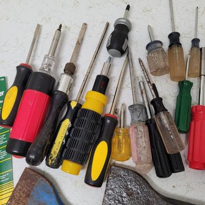 Large Miscellaneous Tool Lot (G-EL)