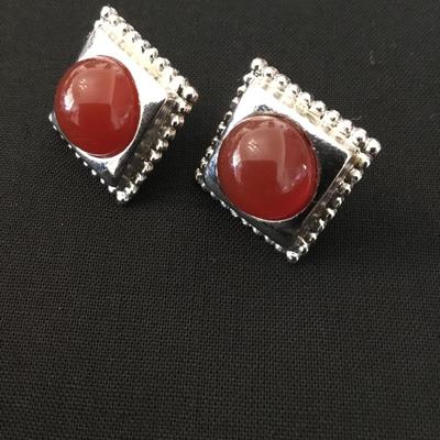Silver tone Red carnelian stone earrings