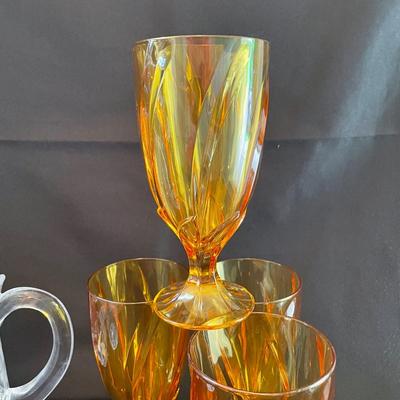 Tea Time! Pitchers & Glasses (LR-SS)