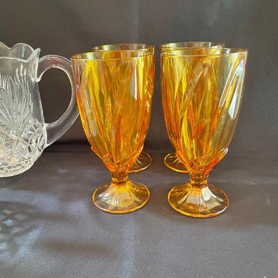 Tea Time! Pitchers & Glasses (LR-SS)