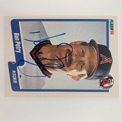 Dan Petry signed baseball card