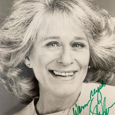Gretchen Wyler singed photo