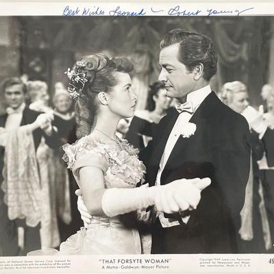 Robert Young signed movie photo