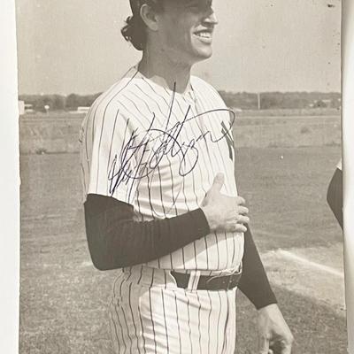 NY Yankees Ken Holtzman signed photo
