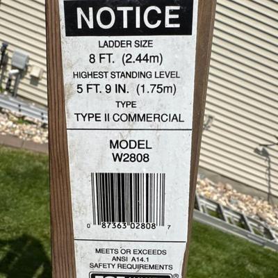 8’ Wooden Ladder