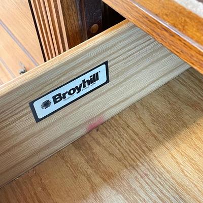 Five-Piece Broyhill Wall Unit (LR-SS)