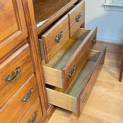 Five-Piece Broyhill Wall Unit (LR-SS)