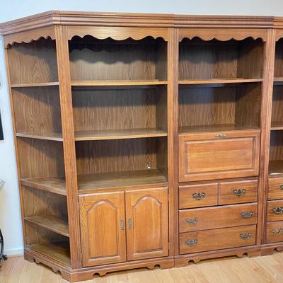 Five-Piece Broyhill Wall Unit (LR-SS)