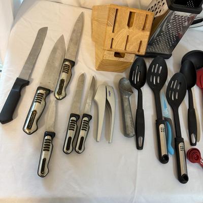 Kitchen Utensils and More (K-BM)