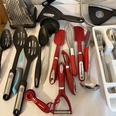 Kitchen Utensils and More (K-BM)