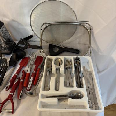 Kitchen Utensils and More (K-BM)
