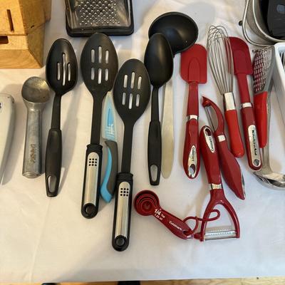 Kitchen Utensils and More (K-BM)