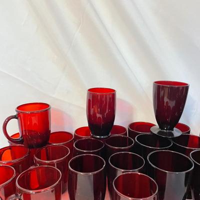 Eight Person Arcoroc Ruby Dish Set (LR-SS)