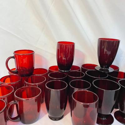 Eight Person Arcoroc Ruby Dish Set (LR-SS)