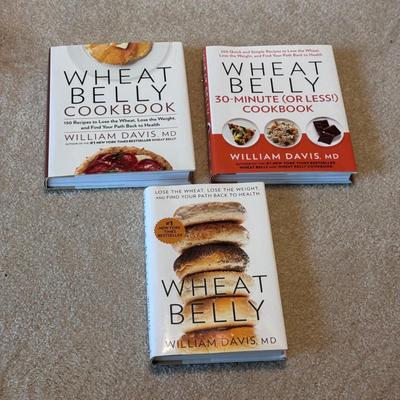 Several Cookbooks, Tea Towels, and Aprons (LR-DZ)