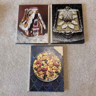 Several Cookbooks, Tea Towels, and Aprons (LR-DZ)