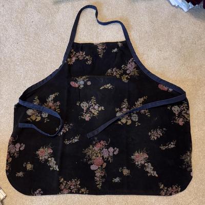 Several Cookbooks, Tea Towels, and Aprons (LR-DZ)
