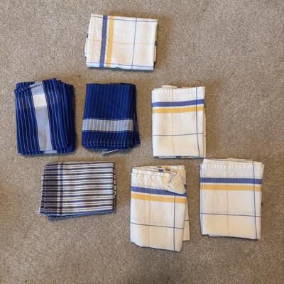 Several Cookbooks, Tea Towels, and Aprons (LR-DZ)