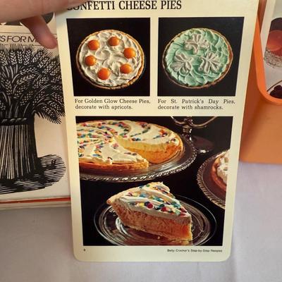 Vintage Betty Crocker Recipe Card Box and Other Cookbooks (L-BM)