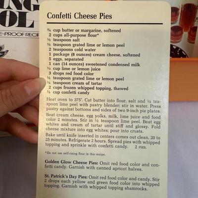 Vintage Betty Crocker Recipe Card Box and Other Cookbooks (L-BM)