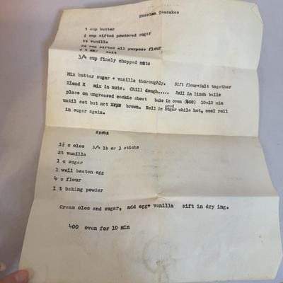 Vintage Betty Crocker Recipe Card Box and Other Cookbooks (L-BM)