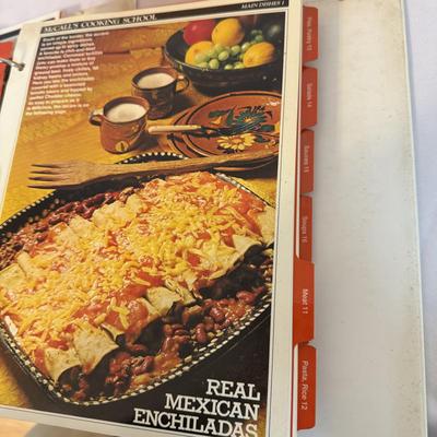 Vintage Betty Crocker Recipe Card Box and Other Cookbooks (L-BM)