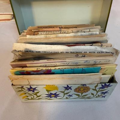 Vintage Betty Crocker Recipe Card Box and Other Cookbooks (L-BM)