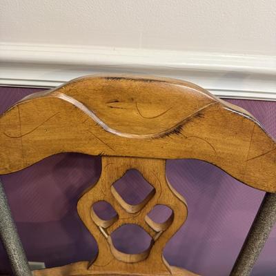 Ashley’s Hightop Chairs (K-BM)